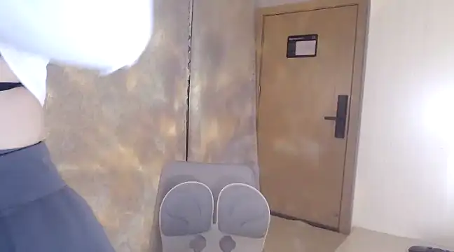 Snapshot of puppy-mango chatting on 12/09/24, 05:40 puppy-mango online show from 12/09/24, 05:40