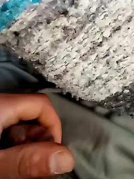 Snapshot of GaMeCrAc1 chatting on 12/27/24, 08:28 GaMeCrAc1 online show from 12/27/24, 08:28