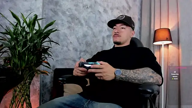 boyc022  online show from 03/17/26, 12:59