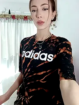 Snapshot of AnyaLobb62 chatting on 12/05/24, 12:11 AnyaLobb62 online show from 12/05/24, 12:11