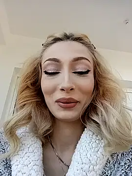 Snapshot of AnyaLobb62 chatting on 02/12/25, 01:16 AnyaLobb62 online show from 02/12/25, 01:16