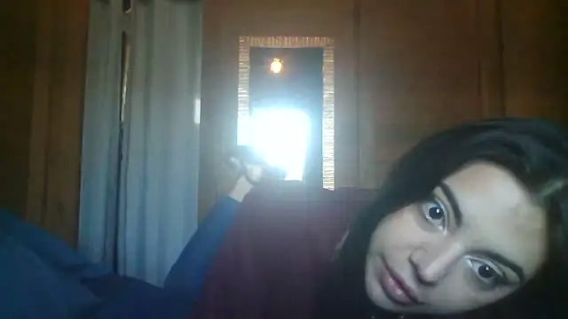 Snapshot of isabella048 chatting on 09/14/25, 03:22 isabella048 online show from 09/14/25, 03:22
