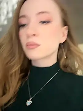 Snapshot of _AngelMoon_ chatting on 10/01/25, 03:56 AngelMoon online show from 10/01/25, 03:56