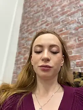 Snapshot of _AngelMoon_ chatting on 11/27/25, 03:41 AngelMoon online show from 11/27/25, 03:41