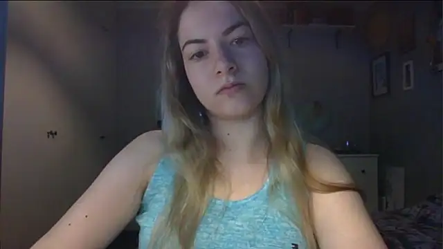 ROSIEx sweet online show from 04/17/26, 07:11