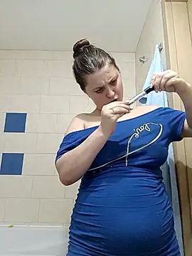 kila lo online show from 01/27/25, 12:12