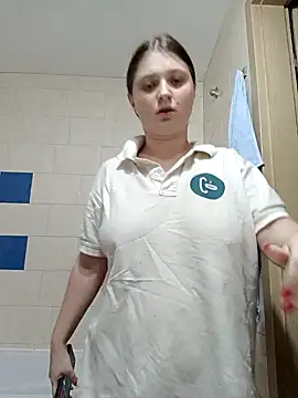 kila lo online show from 02/08/25, 02:04