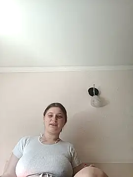 kila lo online show from 02/23/25, 11:11