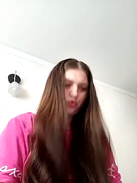 kila lo online show from 12/15/25, 12:20