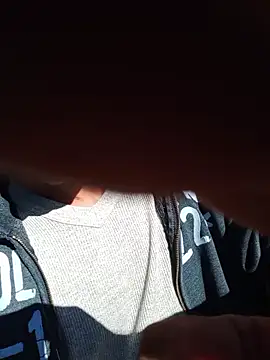 MrTamburine22 online show from 11/04/25, 02:05