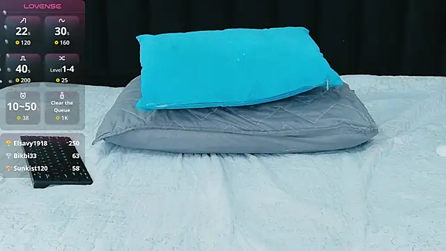 hornybarelylegalgirl online show from 03/02/26, 12:24