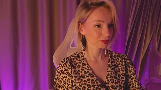 bubbling crush online show from 02/25/25, 04:31