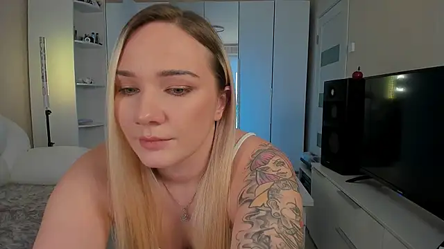 1AlexaGoddess3 online show from 12/20/24, 06:08