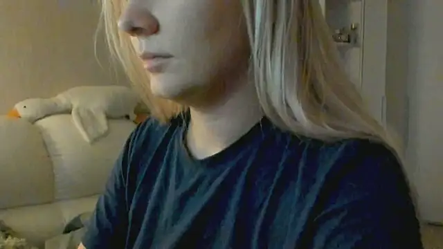 1AlexaGoddess3 online show from 12/01/25, 04:50