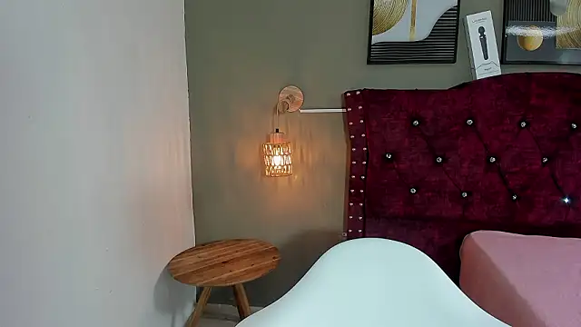 angela nix online show from 03/27/26, 03:23