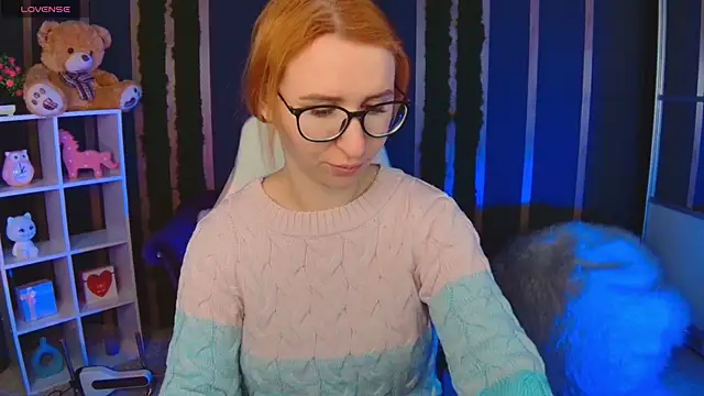 AliceBYKiss online show from 02/12/26, 06:19