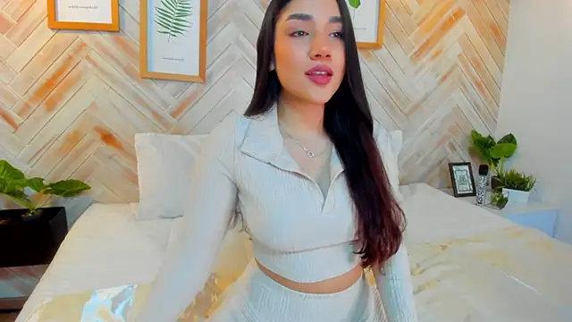 AniiRose online show from 03/02/25, 11:42