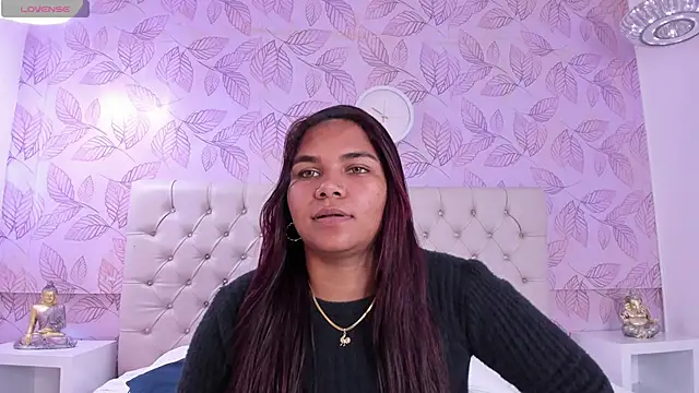 Carolina Evanss online show from 02/10/25, 03:35