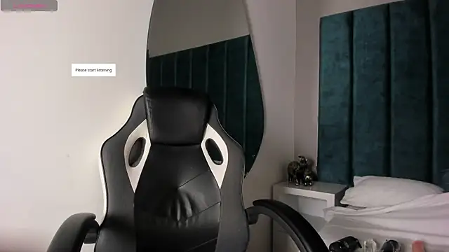 Carolina Evanss online show from 03/04/26, 03:56