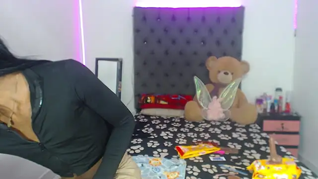 lucianadolll online show from 10/01/25, 03:01