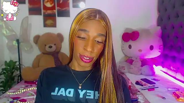 lucianadolll online show from 03/24/26, 10:59