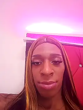 lucianadolll online show from 04/22/26, 09:55