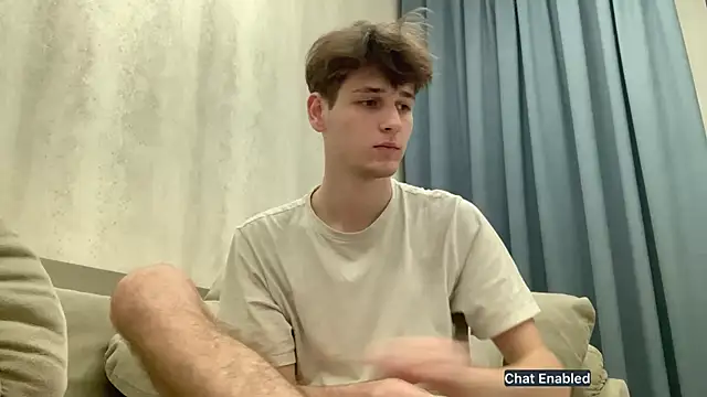 Snapshot of cutie_guys chatting on 12/04/24, 04:16 cutie guys online show from 12/04/24, 04:16