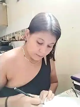 Snapshot of Stylevoluptuousvycky chatting on 01/26/25, 08:13 Stylevoluptuousvycky online show from 01/26/25, 08:13