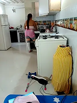 Snapshot of Stylevoluptuousvycky chatting on 09/29/25, 06:57 Stylevoluptuousvycky online show from 09/29/25, 06:57