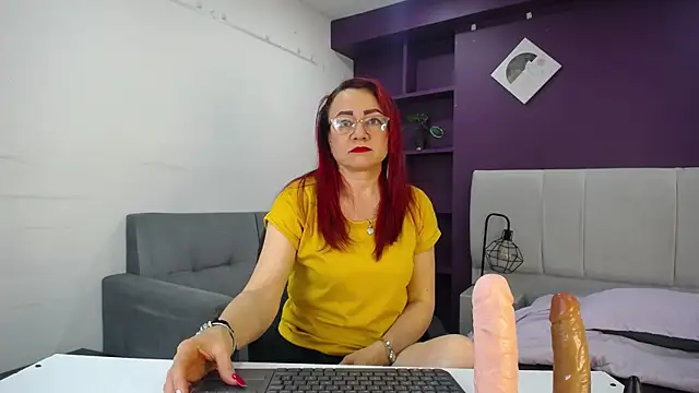 Lupiita223 online show from 11/25/25, 01:00