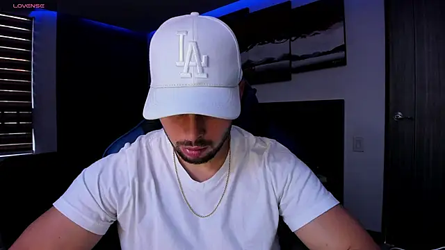 nick klaus online show from 04/17/26, 10:46