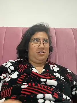 Lia mar moon online show from 04/06/26, 03:37