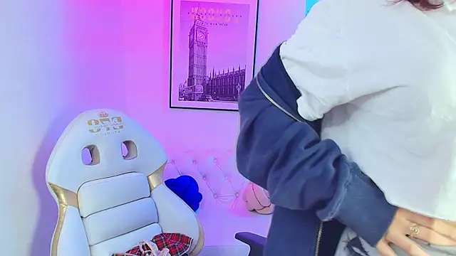 Theia moon online show from 01/06/25, 12:35