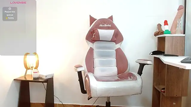 NAOMI WINDSOR online show from 02/27/25, 07:04