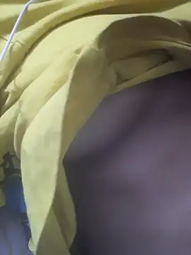 Snapshot of samosa73 chatting on 12/22/24, 06:26 samosa73 online show from 12/22/24, 06:26