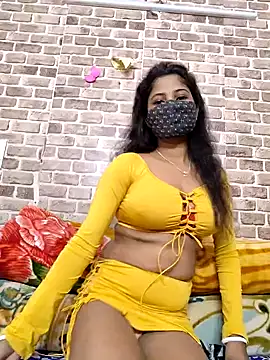 Snapshot of samosa73 chatting on 01/12/25, 11:28 samosa73 online show from 01/12/25, 11:28