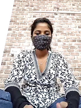 Snapshot of samosa73 chatting on 01/25/25, 05:40 samosa73 online show from 01/25/25, 05:40