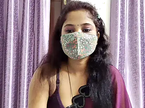 Snapshot of samosa73 chatting on 09/27/25, 06:35 samosa73 online show from 09/27/25, 06:35