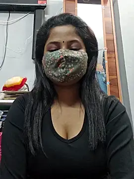 Snapshot of samosa73 chatting on 02/17/26, 06:03 samosa73 online show from 02/17/26, 06:03