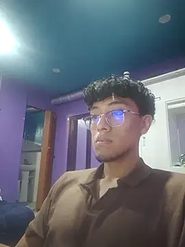 Snapshot of Fabpingon chatting on 09/17/25, 07:37 Fabpingon online show from 09/17/25, 07:37