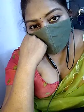 RomeoJuliet345 online show from 04/18/26, 07:07