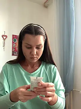 MiraMiss online show from 03/04/26, 10:21