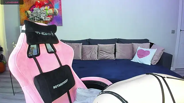 Snapshot of BritneyLix chatting on 01/29/25, 11:09 BritneyLix online show from 01/29/25, 11:09