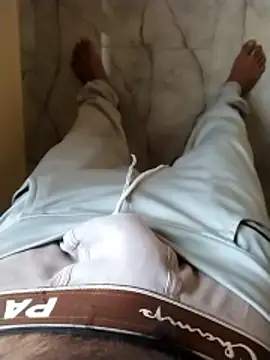 Snapshot of PracticalGum40 chatting on 01/09/26, 02:14 PracticalGum40 online show from 01/09/26, 02:14