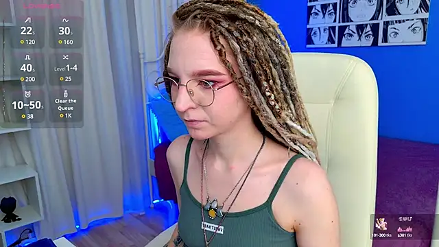 Snapshot of VioletShine chatting on 03/19/25, 03:51 VioletShine online show from 03/19/25, 03:51