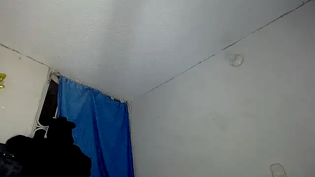 Queenjenn   online show from 12/20/24, 04:20