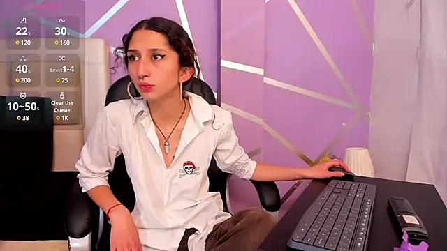 Queenjenn   online show from 02/27/25, 04:21