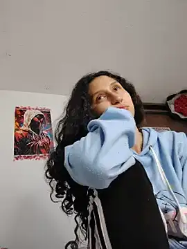 Queenjenn   online show from 06/02/26, 07:54