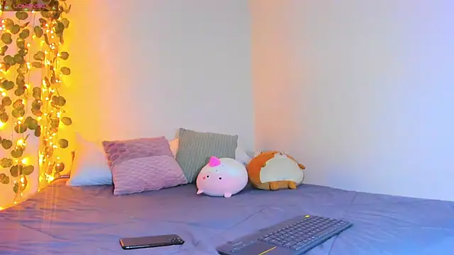 emillyhills online show from 03/09/25, 07:45