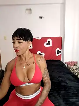 Snapshot of Alison_fitness chatting on 02/17/25, 07:42 Alison fitness online show from 02/17/25, 07:42